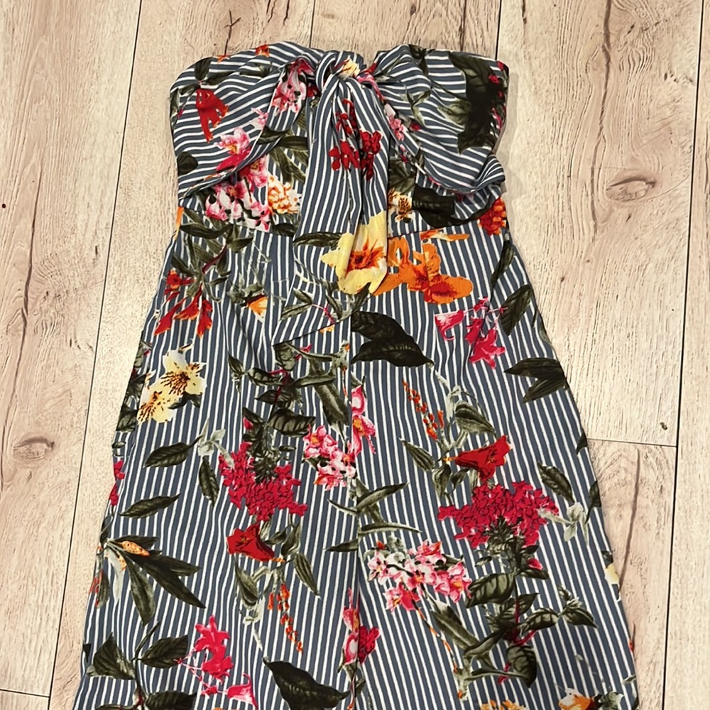 Jumpsuit - Picture 2 of 3